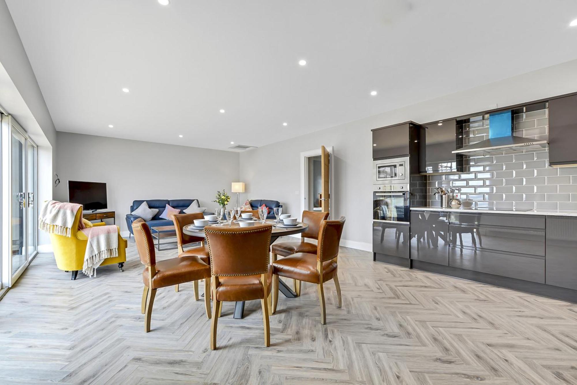 Bayview Luxury 3 Bedroom Apartment First Floor Downings Esterno foto